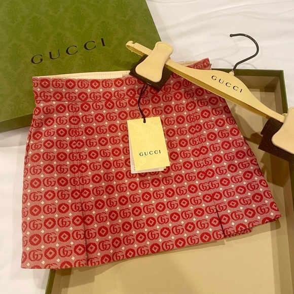 Girls/Kids Gucci Red and White Patterned, Pleated, Jacquard Skirt